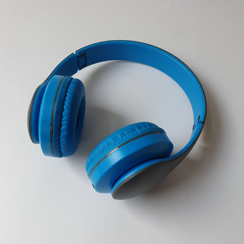 Image of Blue fold-able wireless headphones 1